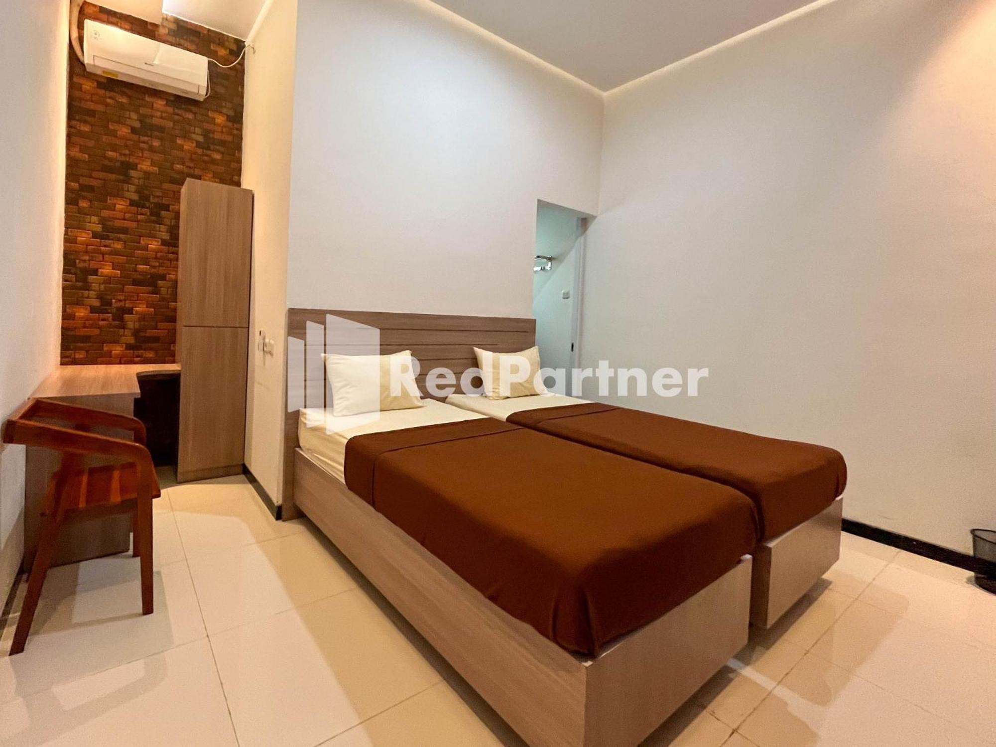 Griya Borobudur Malang Syariah Redpartner Blimbing  Ngoại thất bức ảnh