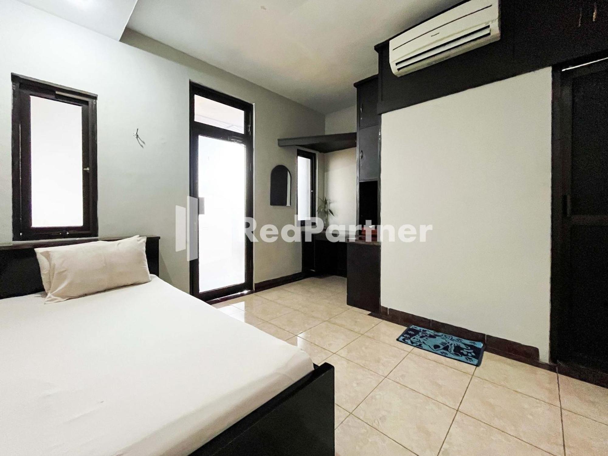 Griya Borobudur Malang Syariah Redpartner Blimbing  Ngoại thất bức ảnh