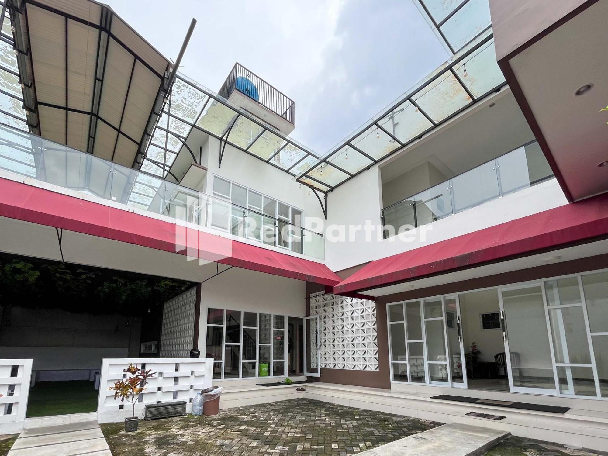 Griya Borobudur Malang Syariah Redpartner Blimbing  Ngoại thất bức ảnh