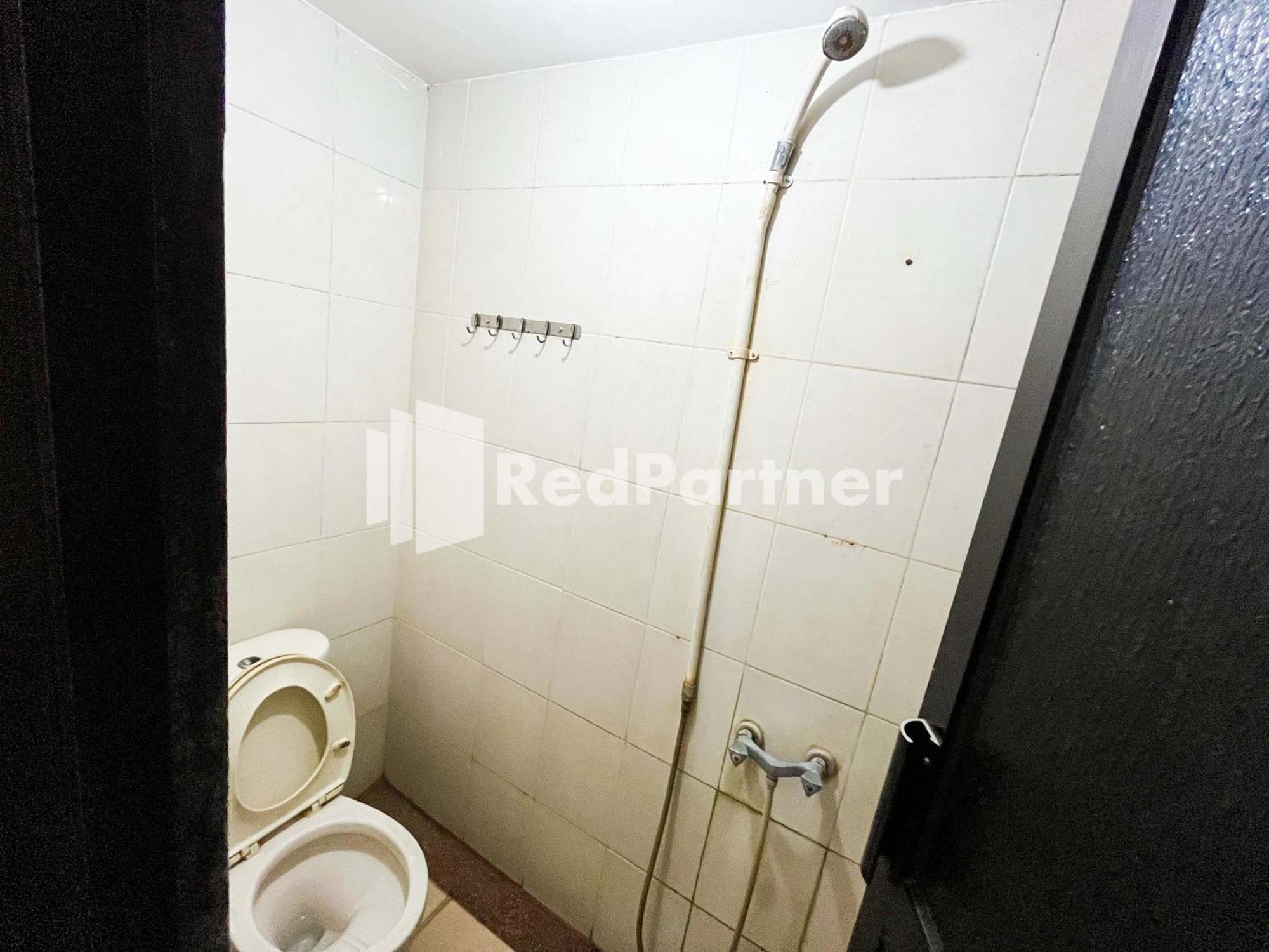 Griya Borobudur Malang Syariah Redpartner Blimbing  Ngoại thất bức ảnh